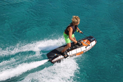 e Jetsurfboard Kurse auf der Yacht