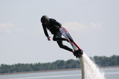 die ersten Tricks auf dem Hoverboard - der Fall ist tief...