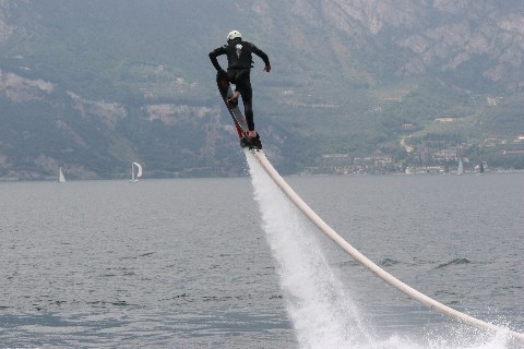 Hoch hinaus mit dem Hoverboard Hoch hinaus mit dem Hoverboard